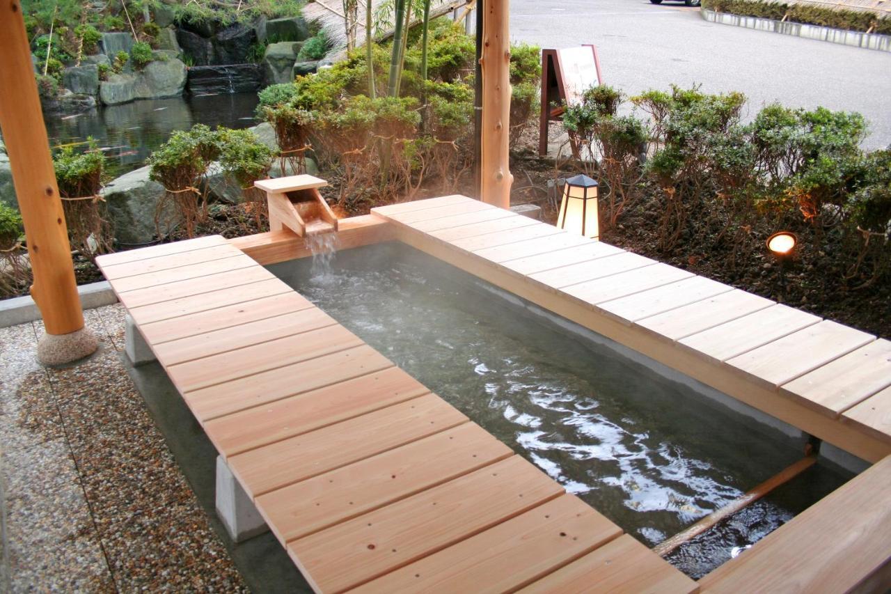 Minoya Hotel Yahiko Eksteriør billede