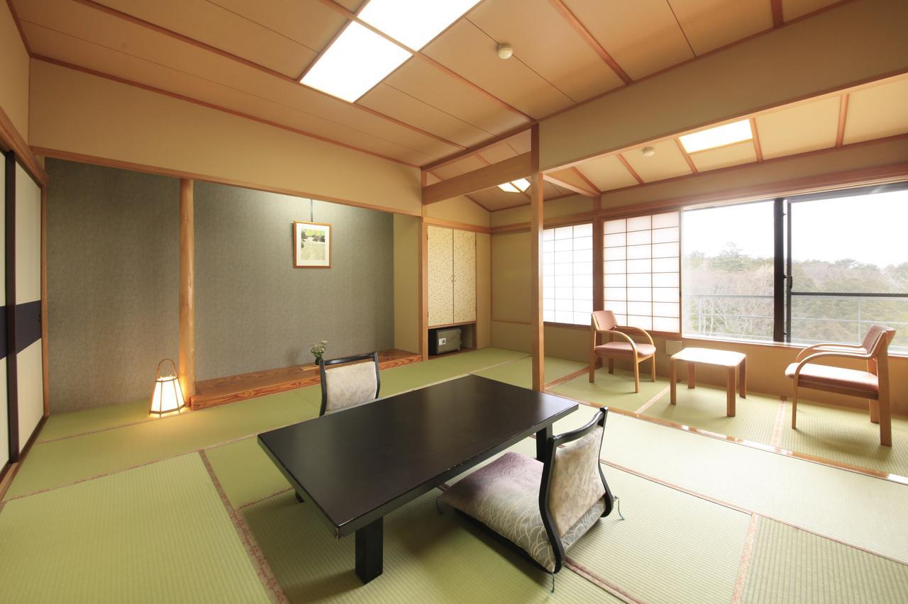 Minoya Hotel Yahiko Eksteriør billede